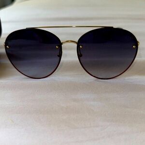 Gucci unisex sunglasses-authentic
